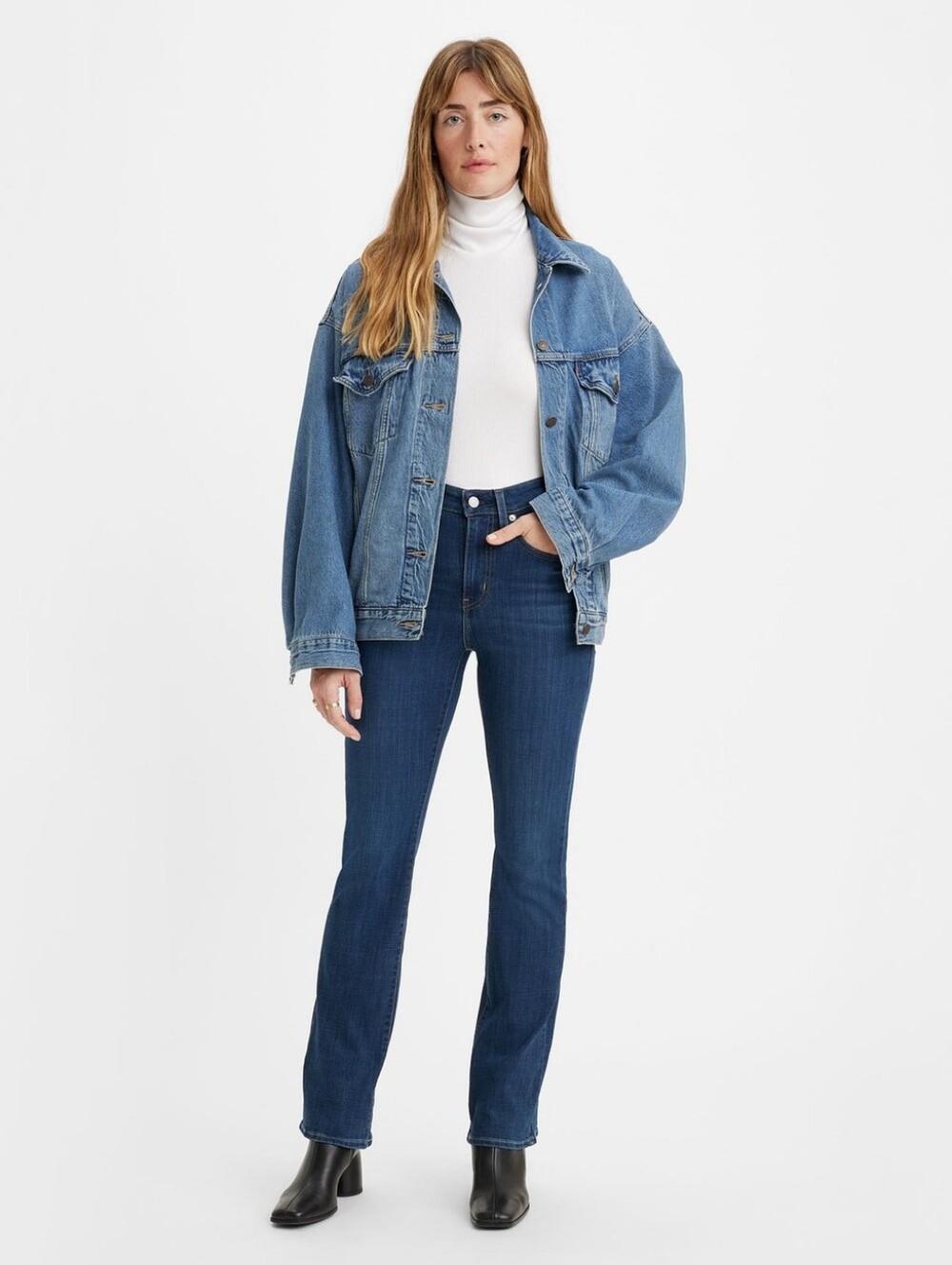 Levi's 725 High Rise Bootcut Jeans in Lapis Dark Horse Wash